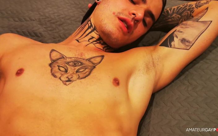 Amateur Gay POV: Un demi-frère puant se fait prendre