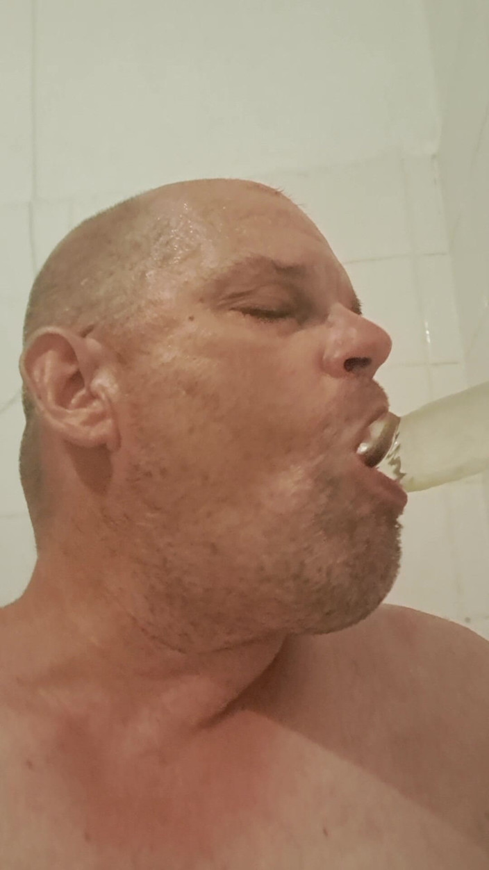 Fickspecht: Sluts Sucking
