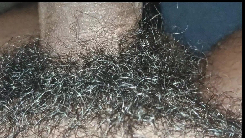 rahuman: एकल तमिल आदमी जोरदार पथपाकर