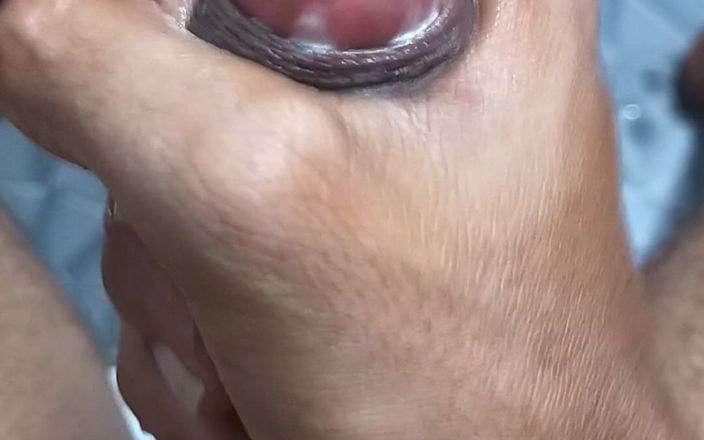 Sidg: Twink zábava se spoustou spermatu