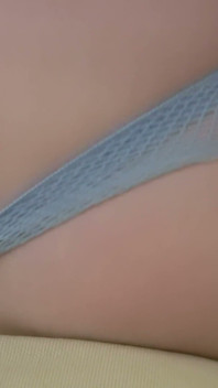 Dedos En POV - Rubia Con Medias De Red Azules Deja Que Jueguen Con Su Coño