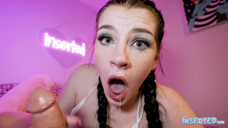 Inserted: Sie ist ein lutscher