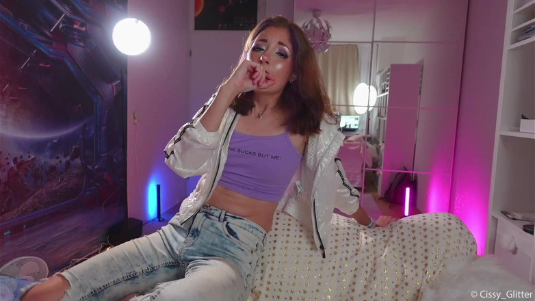 Cissy Glitter: Permainan peran Lovense Controlled Orgasme