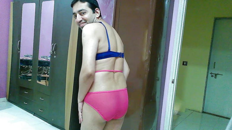 Cute & Nude Crossdresser: Sweet and sexy sissy crossdresser femboy Sweet Lollipop in pink-blue...