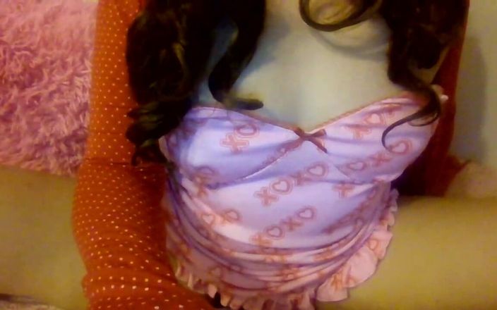 AsiaLuvDoll: Покірна азіатська дружина трахає і благає свого чоловіка про його сперму