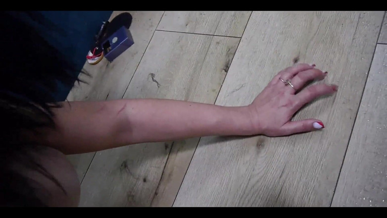 MilfyCalla: Інтенсивна мокра гра, фетиш білих панчох