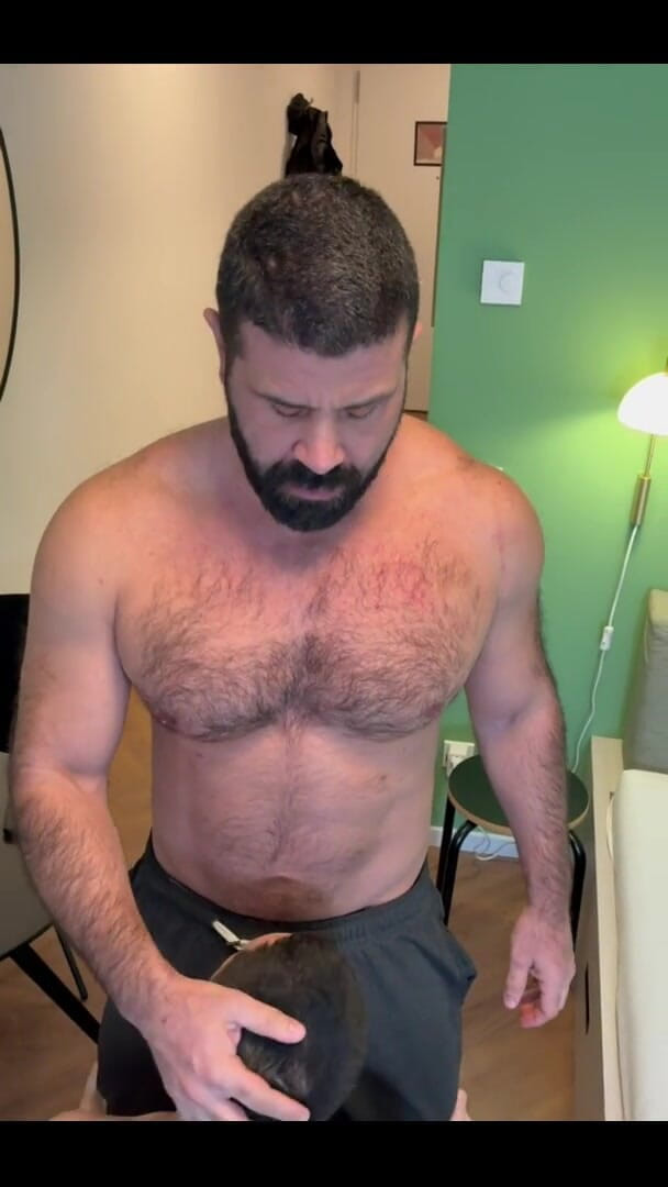Massive daddy xxx: Chinese Boy Gets Fucked Hard by Big Arabian Stepdaddy