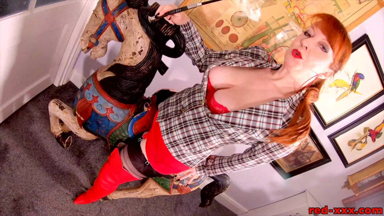 RedXXX: Małe czerwone buty jeździeckie!