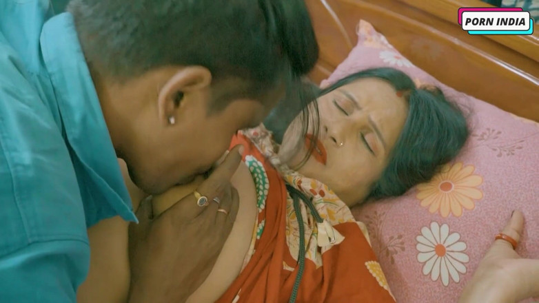 Porn India Studio: น้าเงี่ยนอินเดียเซ็กซ์โหดแรง