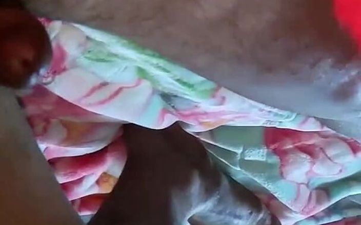 Basant: Saoudia, femme arabe, grosse BBW à la chatte
