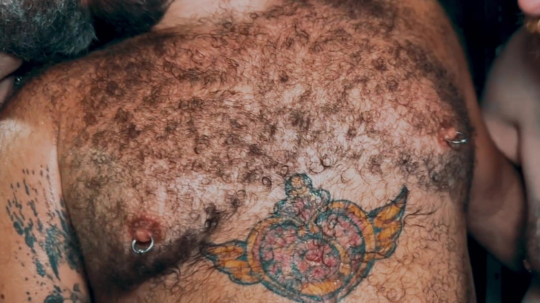 ScruffyStocky: Sitges Bukake 14 medvědů orgie část 3