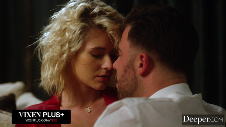 Deeper: Jessie Brings Look-alike Kiara for Twisted Threesome