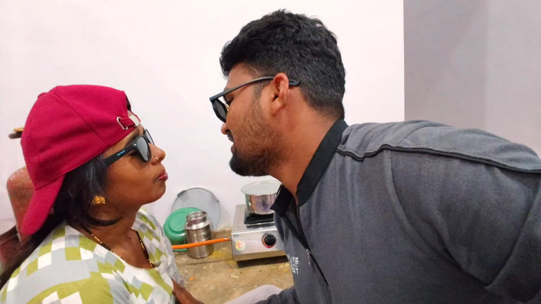Premi pooja: Desi Village Girl Boobs Suking Young Boy