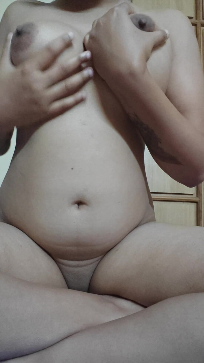 Anglel_Mio: Komm, schätzchen, drück meine riesigen möpse