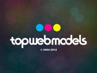 Top Web Models: Lolla Martin, MILF latina mignonne, POV, suce une bite à genoux