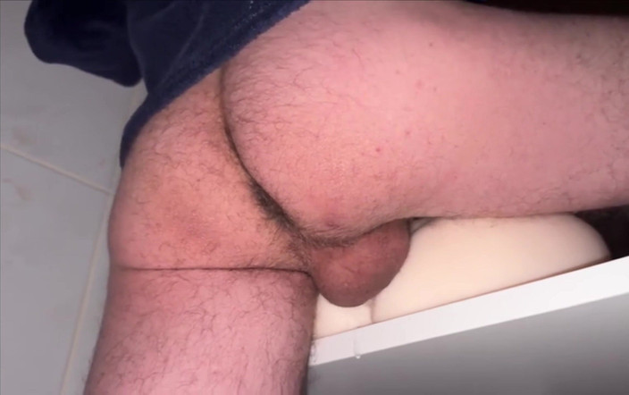 Bigbadfriendlyguy: 새아빠의 더러운 말과 신음으로 너무 일찍 싸게 만들거야