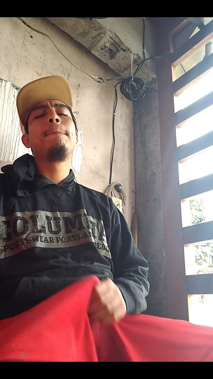 AlexAlejandro13: Porch ve městě Masturbace