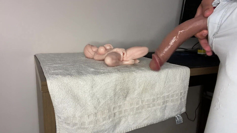 Greedy truck: Grootste lul in Europa met strakke Chinese kut