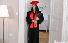 Virtual Taboo: Девушка отчима платит ее студенческий долг