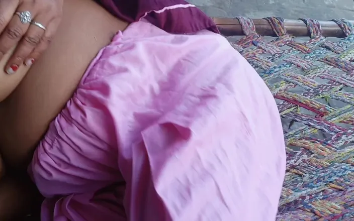 Yourgeeta8899: Desi Village Bhabhi Gets Fucked Hard to Please Landlord for...