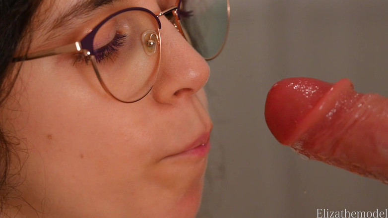 ElizaTheModel: espagnole, gros plan