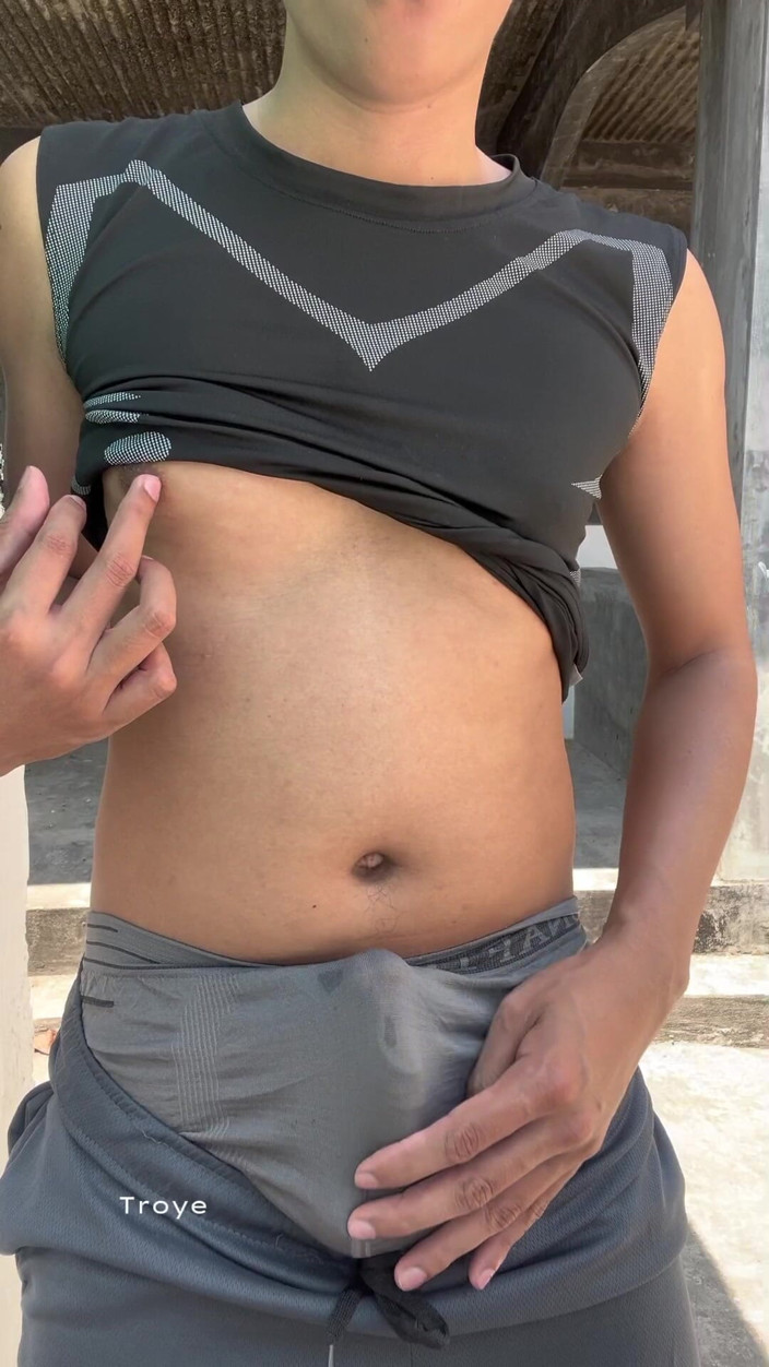 Troye_AsianPinoy: Tight Gym Outfit Makes Me Cum a Lot