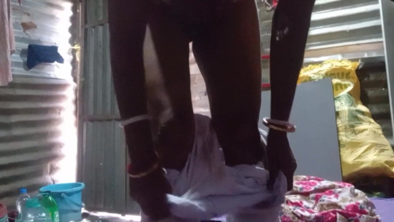 Bengaliauntykichut: Aunty Let Me Go by Spreading Her Pussy Desi Aunty's...