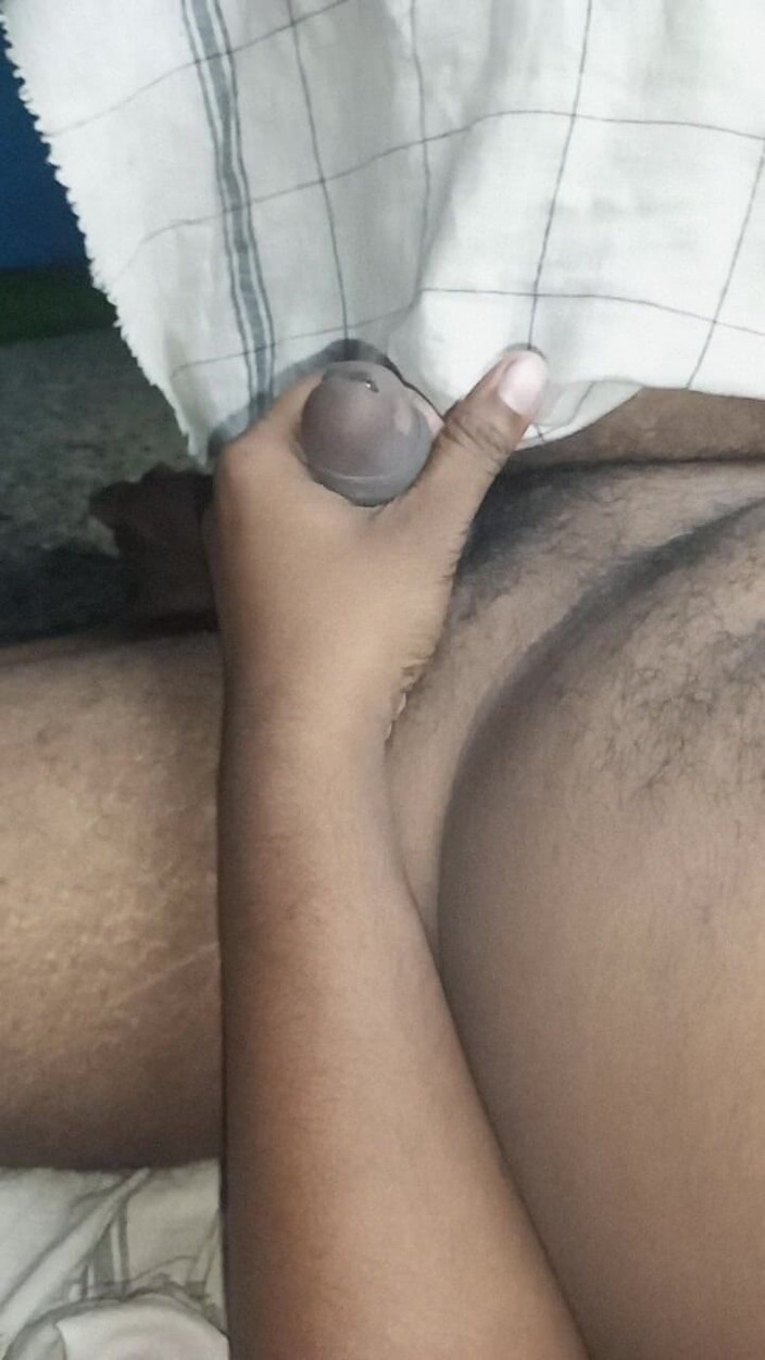 Sweet Indian cock: Mallu moster sperma slickar min penis sperma