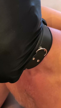 새로운 양성애자 쓰리섬. MMF. 남편에게 양성애자 노예를 초대하는 마누라. 전체 장면. 33231
