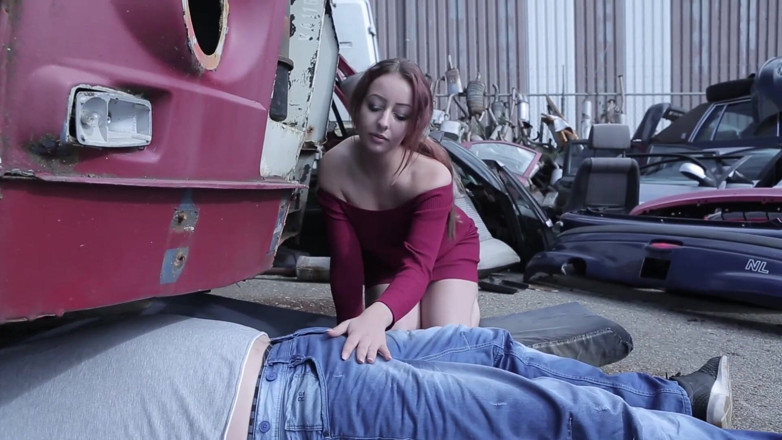 Cumbizz: 18 साल की dutcth Cumdumpster