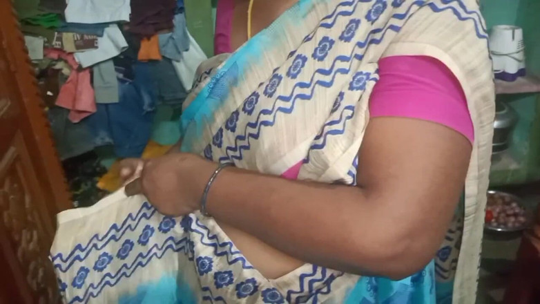 Desi Sathiya: Indische dame porno met vriendje