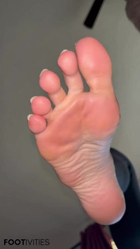 Doormat POV chân làm nhục bởi Ivys Feet