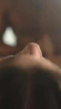Mein erstes mal interracial sex! Ich ficke meinen mitbewohner mit einem BBC, nachdem er mich in seinem schlafzimmer erwischt hat