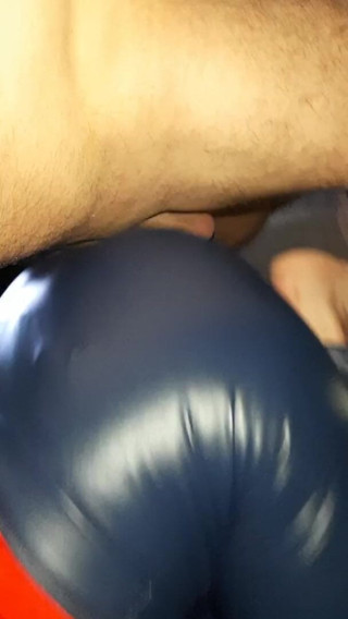 Shiny leather assfuck: Shiny ass fucked in blue latex pants