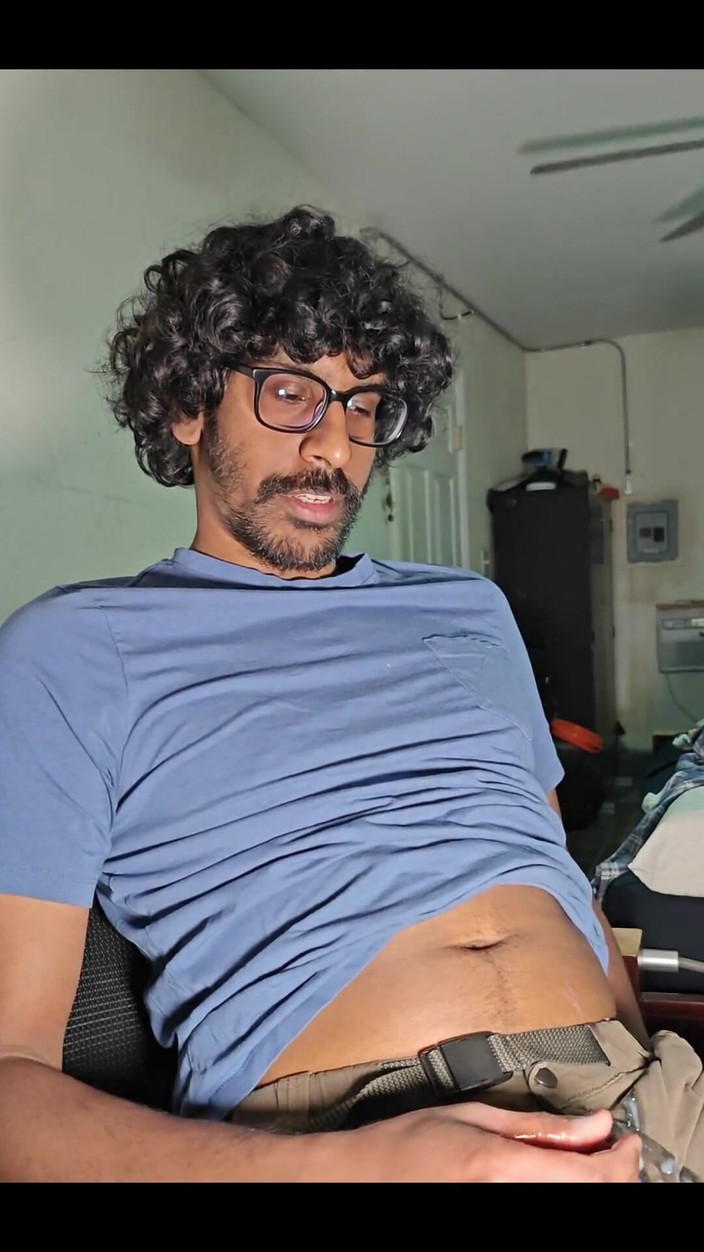 NANDgasm: Poniéndose un poco desordenado con la ropa puesta.