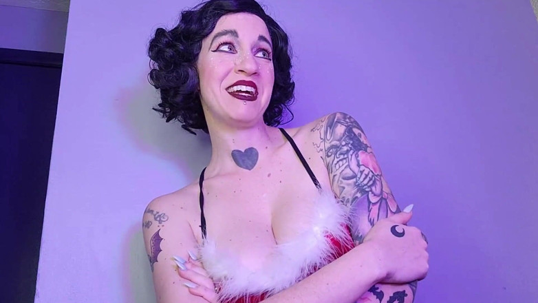 Geeky Femdom: Отпуск с твоей подругой-фута