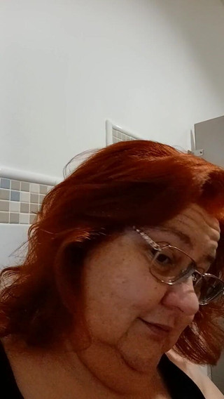 BBW nurse Vicki adventures with friends: Titta på min nya hårstil och färg