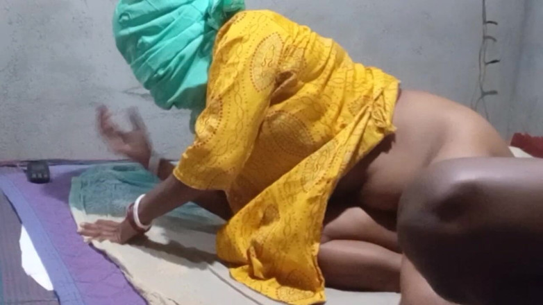 Bengaliauntykichut: mere pati ke dost ne raat men mujhe chhor diya