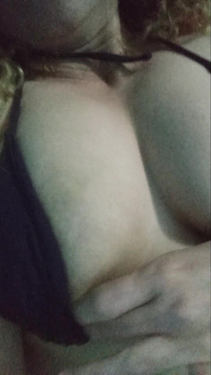 Lobicam: Podívejte se na moje velká prsa, cítím se dobře