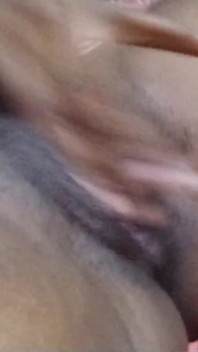 Reiben, fingern, klatschen, meine schwarze enge muschi