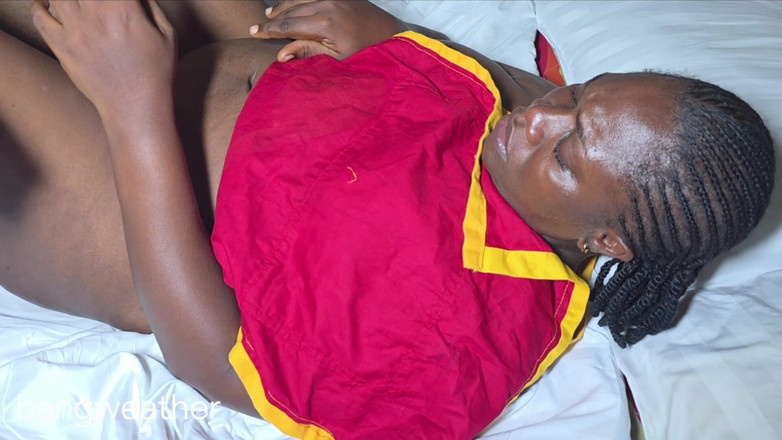 Bangweather: Her zaman şefimi sikiyorum