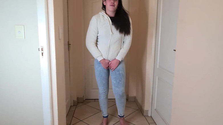 domslutfucker: Hnědovlasá děvka zoufale potřebuje chcaní, chcaní na Její Blue Jeans