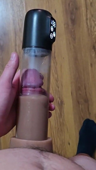 Nur Einen Moment Nach Einem Intensiven Orgasmus! Eine Penis-vakuumpumpe Voller Sperma!
