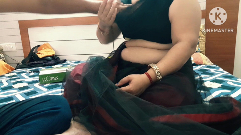 Salmaan001: PADOSAN BHABHI DIWALI PR GHAR AAYI AUR CHUDAI KRWA KR...