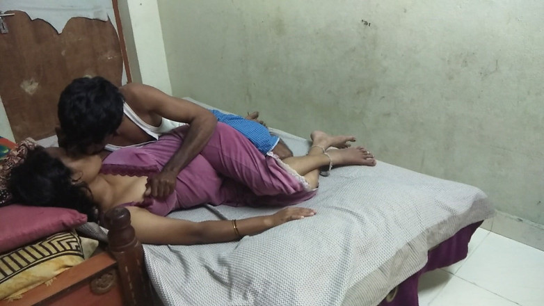 Telugu Couple: Fodendo minha esposa indiana na casa dos pais fazendo ela...