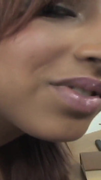 สาวละตินวัยรุ่นสวยโดนเย็ดในห้องเรียน