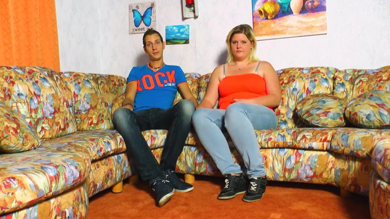 Deutschland Porno X: 热辣情侣做爱和口交合集
