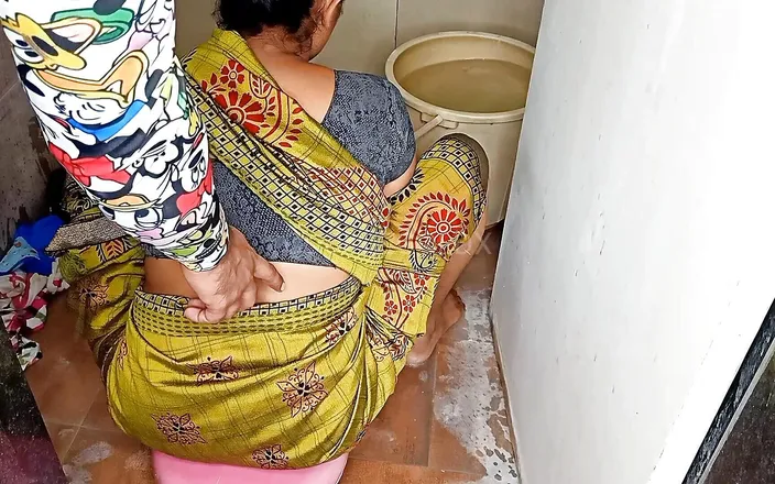 Sexy Komal: While Washing Komal Clothes, She Took Brother-in-law's Dick