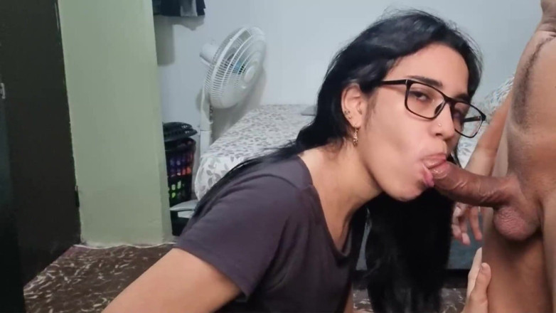 Carahoney: Big and Delicious Cumshot on This Colombian's Tits