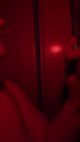 BBW Beth: Gloryhole z sąsiadem